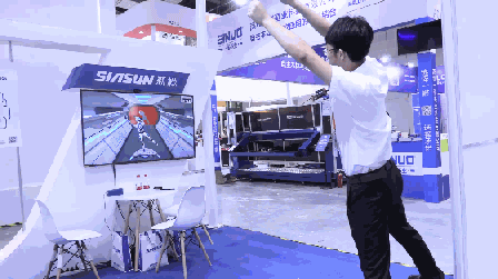1537347938103554.gif 骨骼识别_clip11.gif